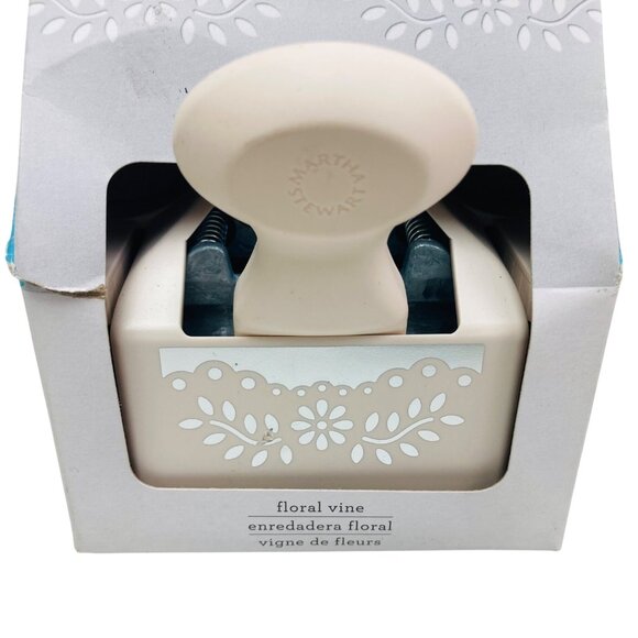 Martha Stewart Paper Punch Floral Vine Eyelet Deep Edge Punch Folding Sides - Picture 2 of 3